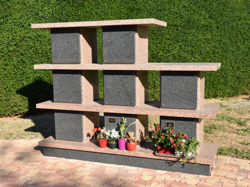Columbarium en granit pour la commune de Sundhoffen — vue 3